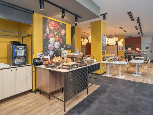 B&B Hotel Milano Central Station - image 4