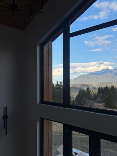 Altitude Escape Retreat in Fundata