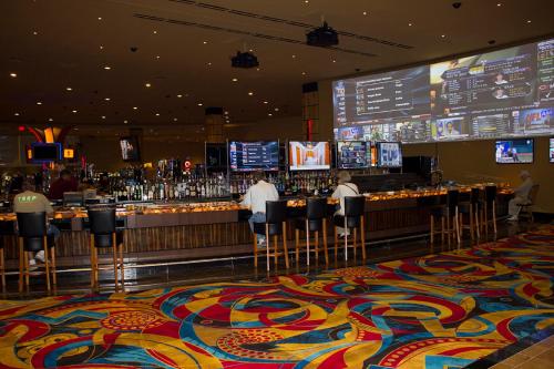 Hollywood Casino St. Louis