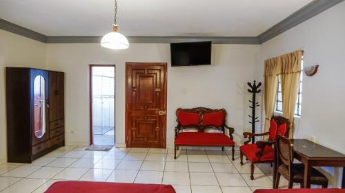 Triple Room image 1