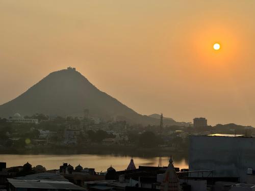 Exterior view of Pink Floyd