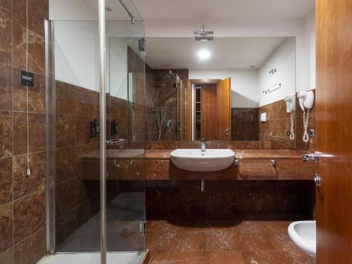 Crystal Hotel - image 8