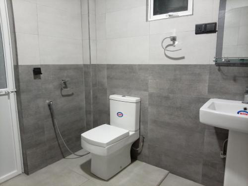 Hiriketiya Cozy Villa - image 4