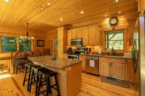 Acorn Lodge in Seven Devils, USA