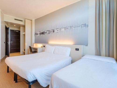 B&B Hotel Ravenna Room Type - Economy Triple Room