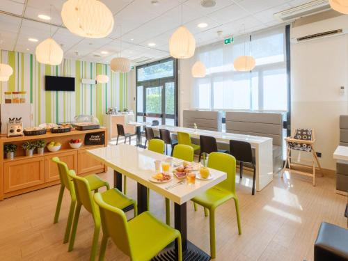 Ресторан, B&B Hotel Ravenna in Равенна