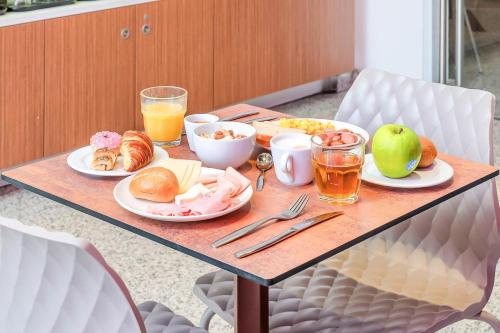 B&B Hotel Milano San Siro - image 10