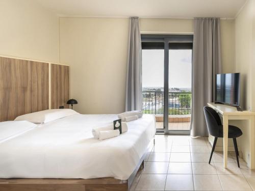 . B&B HOTEL Pomezia Cortese