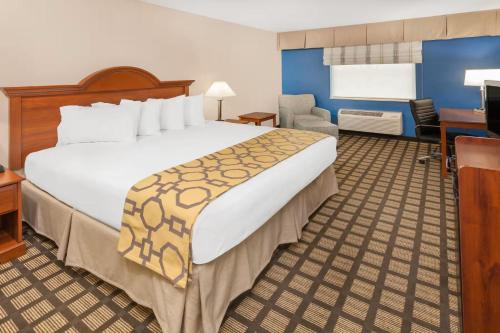 Baymont by Wyndham Galesburg in Galesburg (IL)