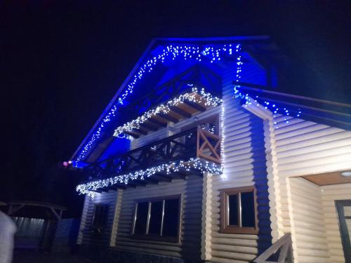 FAMILY еко номери та будинки in Voronenko