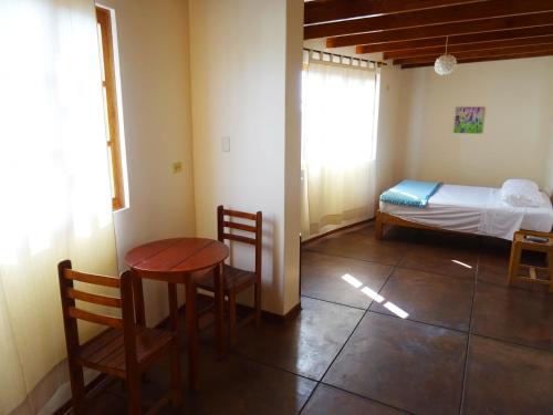 Double Room image 4