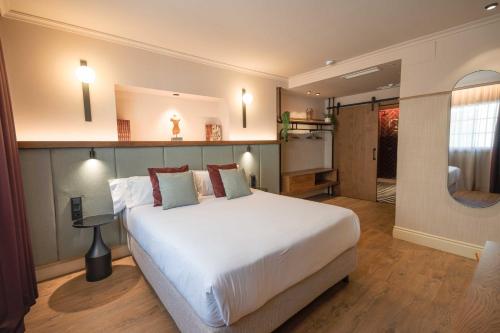 JovA Hotel - image 2