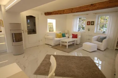 Schicke Ferienwohnung für 2 in Niederkalbach, Deutschland
