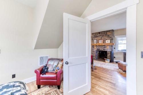 Apollos Corner - Meredith Lodging - image 14