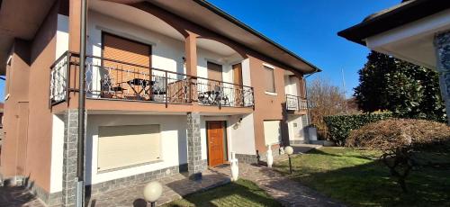 Villa Gaudi in Cornegliano Laudense
