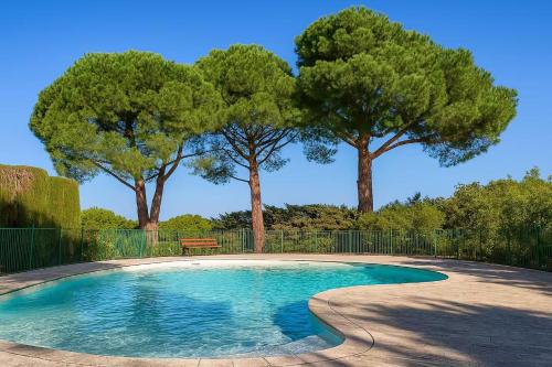 Swimming pool, Havre de Paix Mont Boron Proche du Port in Mont Boron