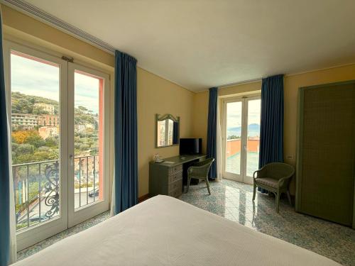 room detail thumbnail 1