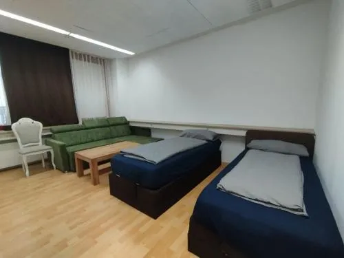Apartment 30 mit 3 Zimmer Küche Dusche Waschmaschine Wi-Fi in Redwitz an der Rodach, Deutschland