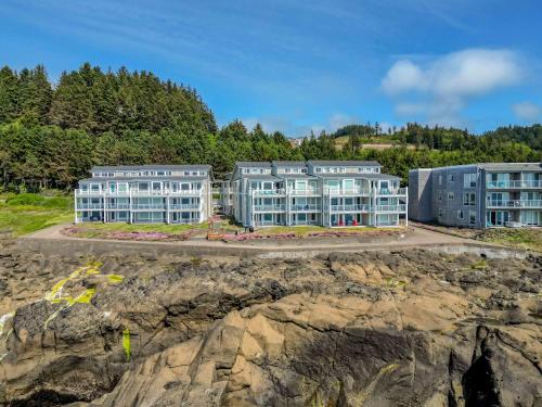 Whale Watchers Getaway - image 6