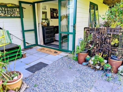 Escape to Tranquility in Rotoruas Heart in Tikitere