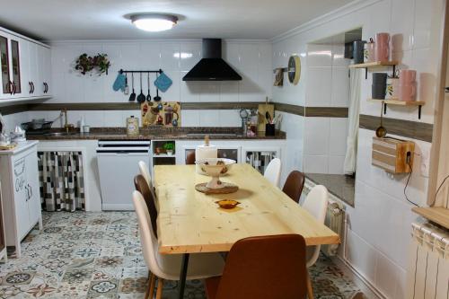Konyha, Casa: El Portalón de Valdivia (Casa: El Portalon de Valdivia) in Canduela