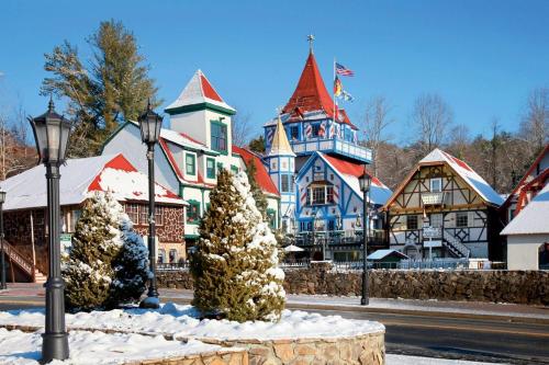 IGLS Resort Villas at Innsbruck in Helen, USA