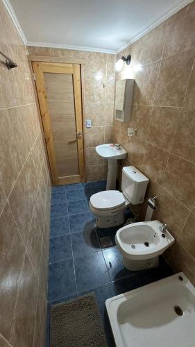 Bathroom, Departamento a las afueras para 4 in Junín de los Andes