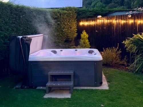 Джакузі, Allt Mor Retreat with Hot Tub in Kinloch Rannoch