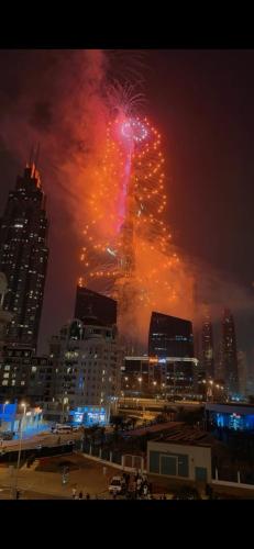 Central Park towers Difc suite kings - image 3