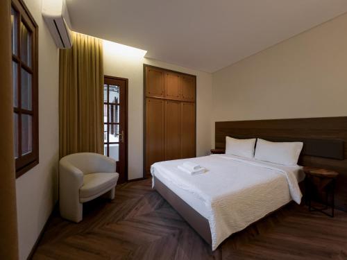 1 double bed
