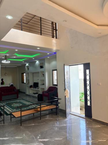 Villa BHT Lac Rose in Niaga