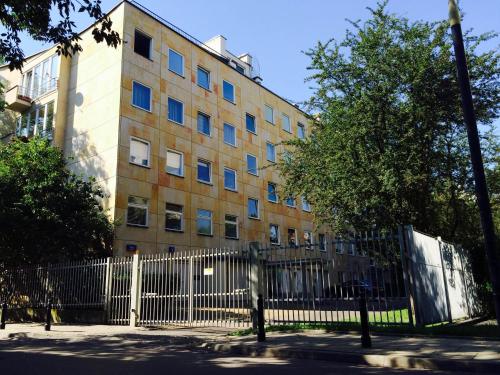 Lovely Garden Flat near Royal Park - image 11