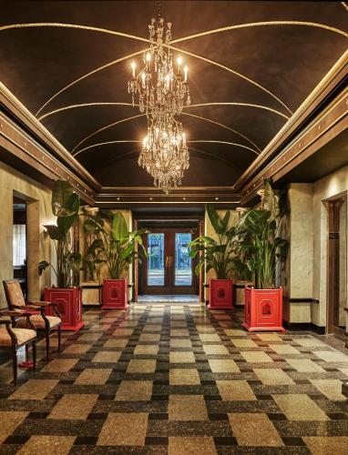 The Pontchartrain Hotel