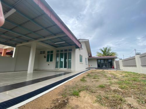 ทัศนียภาพ, บ้านเดี่ยว 3 ห้องนอน 2 ห้องน้ำส่วนตัว ขนาด 200 ตร.ม. – กัวมูซัง (Cozy Corner House, Bandar Utama) in กัวมูซาง