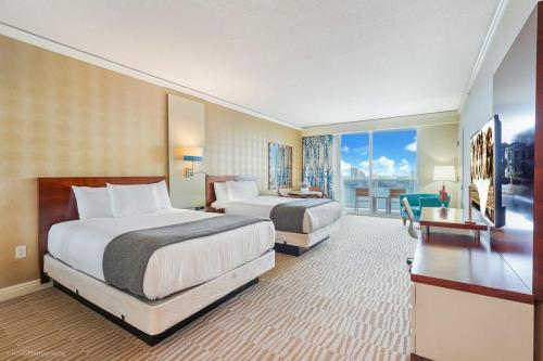 21st Floor Luxury Suite at Trump Int Resort in Miami Beach, USA