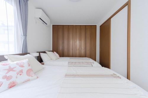 Entire Villa, 2-Min to Beach, near Enoshima Island