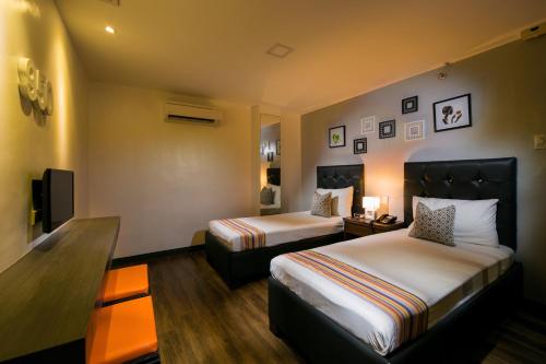 950 Condotel, Ángeles (foto 6)