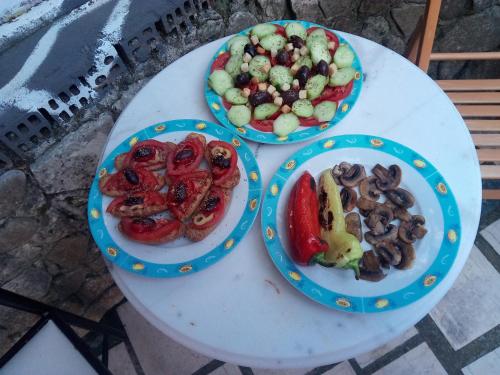 Paraskevi's Luxury Studios - image 3