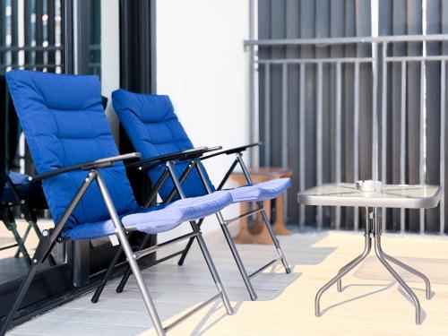 Balcony/terrace, Chic Studio l WatersEdge l Top Location Yas Island in Yas Island