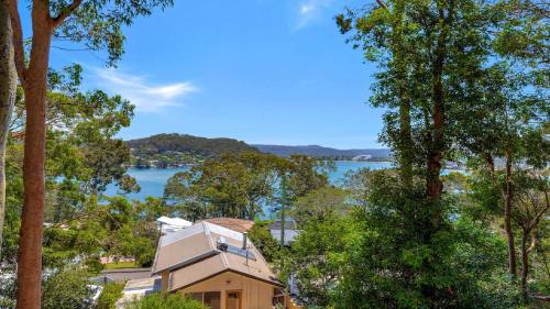 Instalaciones, 'Pretty Beach Bay Vista' by HolidayCo in Pretty Beach