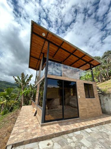 Montearroyo Gualea lodge in Nanegalito