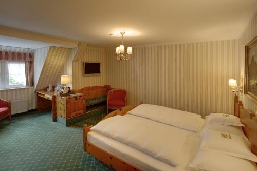 1 queen bed