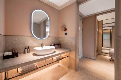 Mercure Chengdu Longtan – Chengdu, IL