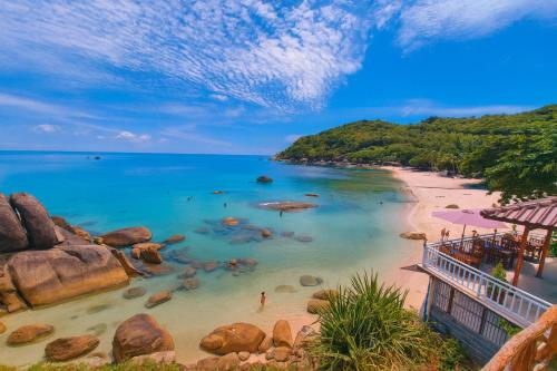 Crystal Bay Beach Resort