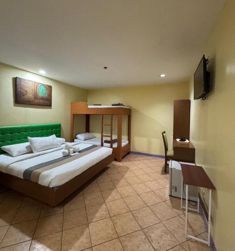 room detail thumbnail 0