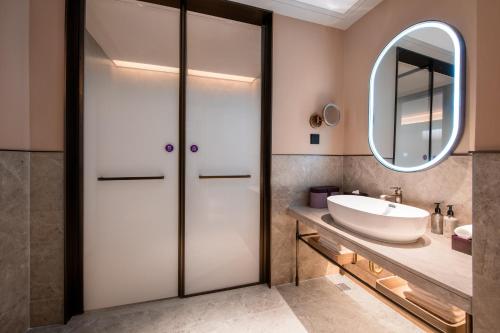Mercure Chengdu Longtan – Chengdu, IL