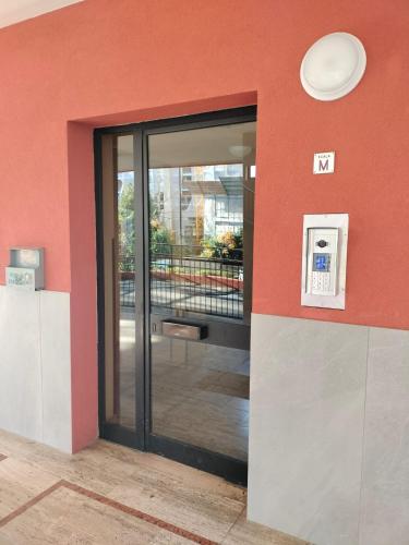 入口, GLI ELEMENTI Affittacamere Pieve Emanuele - HUMANITAS, IEO, MILANO CENTRO E FORUM ASSAGO in 皮耶韋埃馬努埃萊