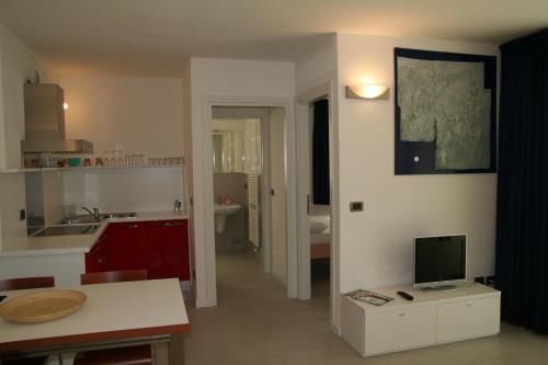 One-Bedroom Apartment with Balcony image 7