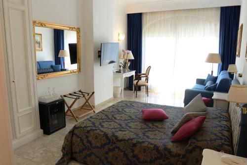 Bougainville Luxury Boutique Hotel