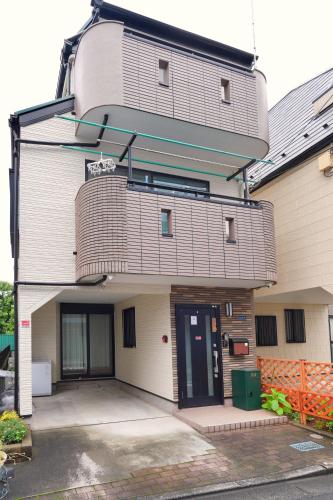 Tokyo Tsuruga Villaー東京雅鶴, Tokio
